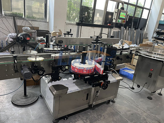 Automatische 4 Düsen-zähflüssige Lotions-flüssige Füllmaschine für Seifen-reinigendes Shampoo