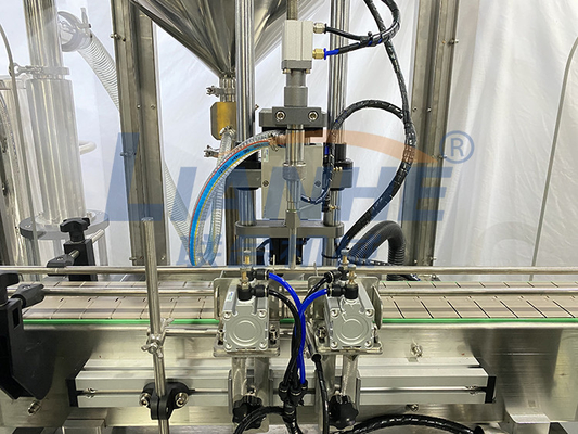 flüssiger Füllmaschine-automatischer Kolben-füllende mit einer Kappe bedeckende Kennzeichnungslinie der Flaschen-250ml