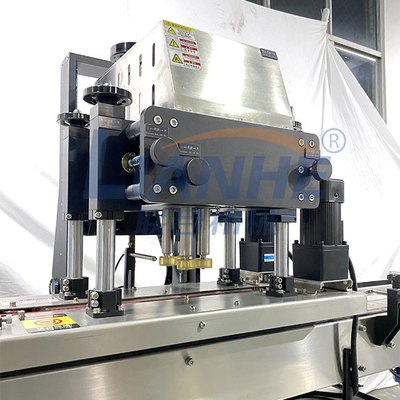Automatischer Flaschen-Rostschutzmützenmacher ISO, mit einer Kappe bedeckende Maschine PLC für Flaschen
