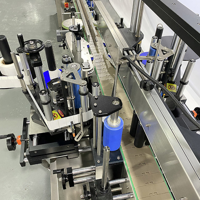 Klebende Aufkleber-Flaschen-Etikettiermaschine 3000W Rostschutzedelstahl